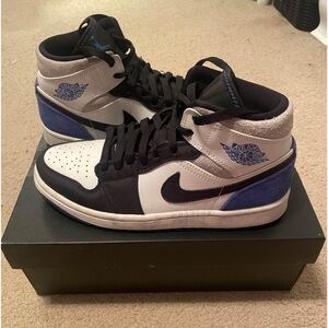 Air Jordan 1 Mid SE 'Royal Black Toe' 2020